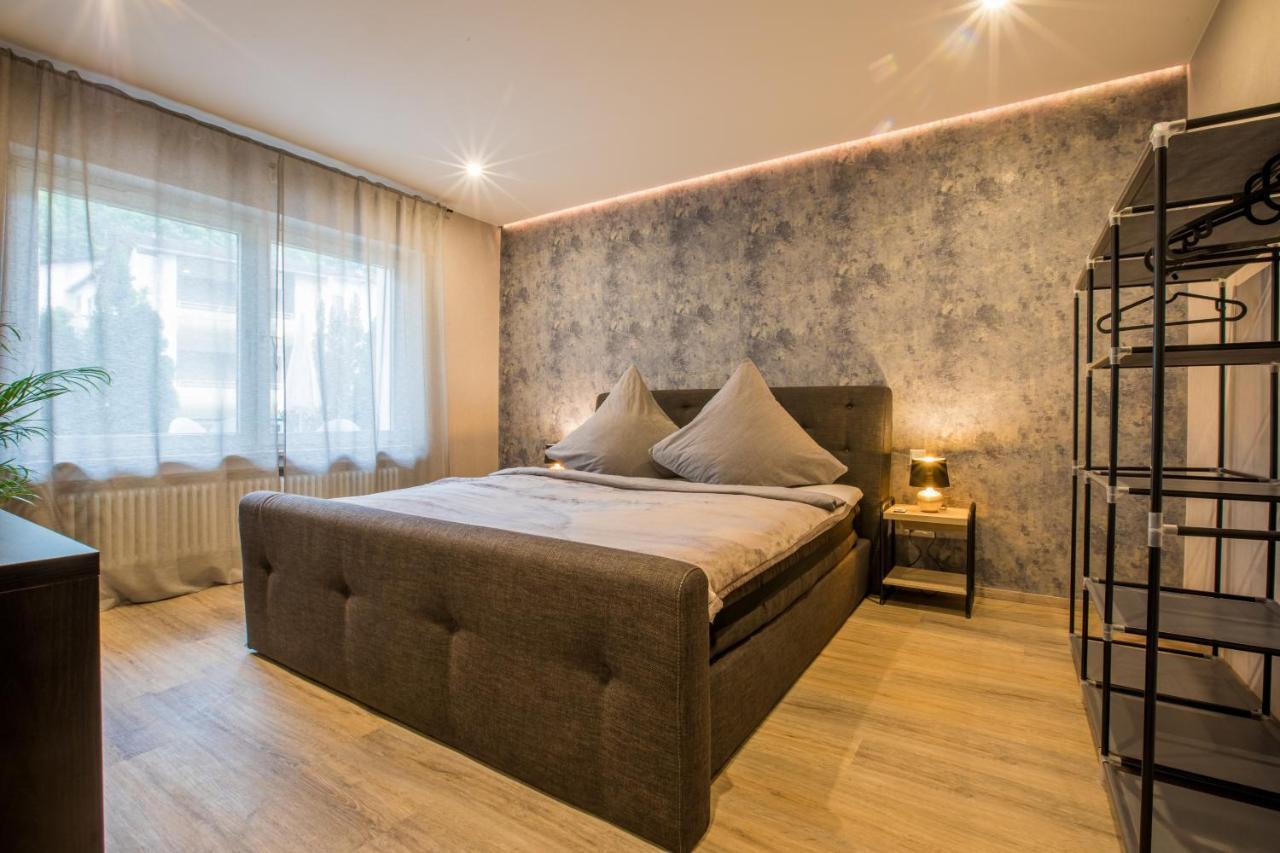 Modernes Apartment In Zentrumsnaehe Mit Eigenem Stellplatz Baden-Baden Eksteriør bilde